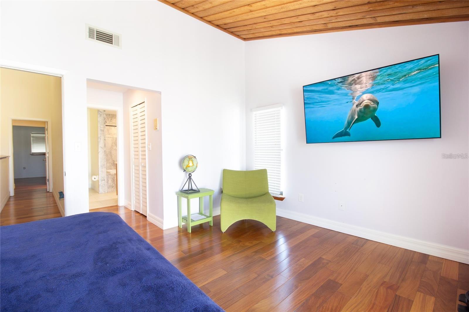 CAPRI HARBOR CONDO - Residential