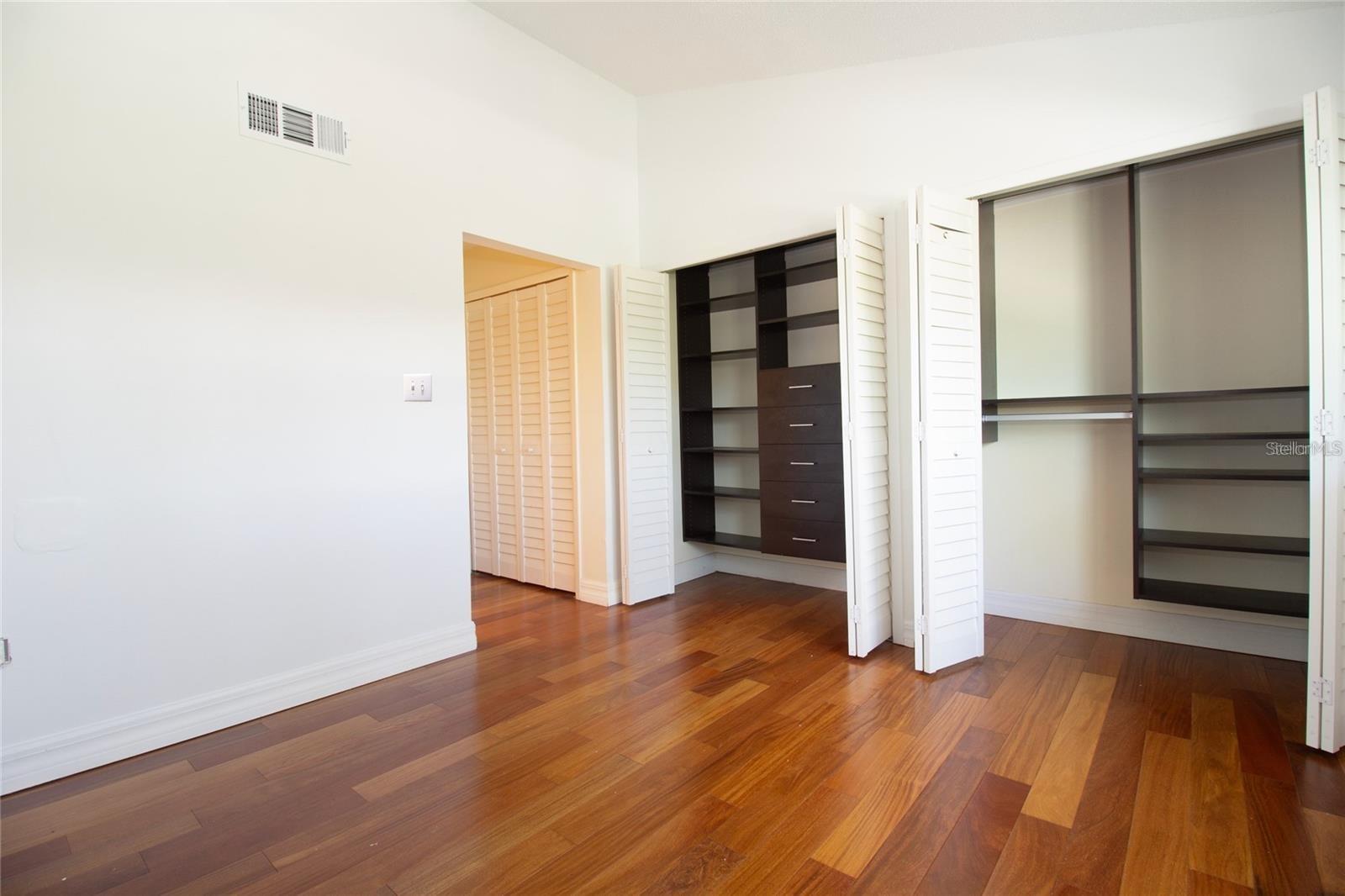 CAPRI HARBOR CONDO - Residential