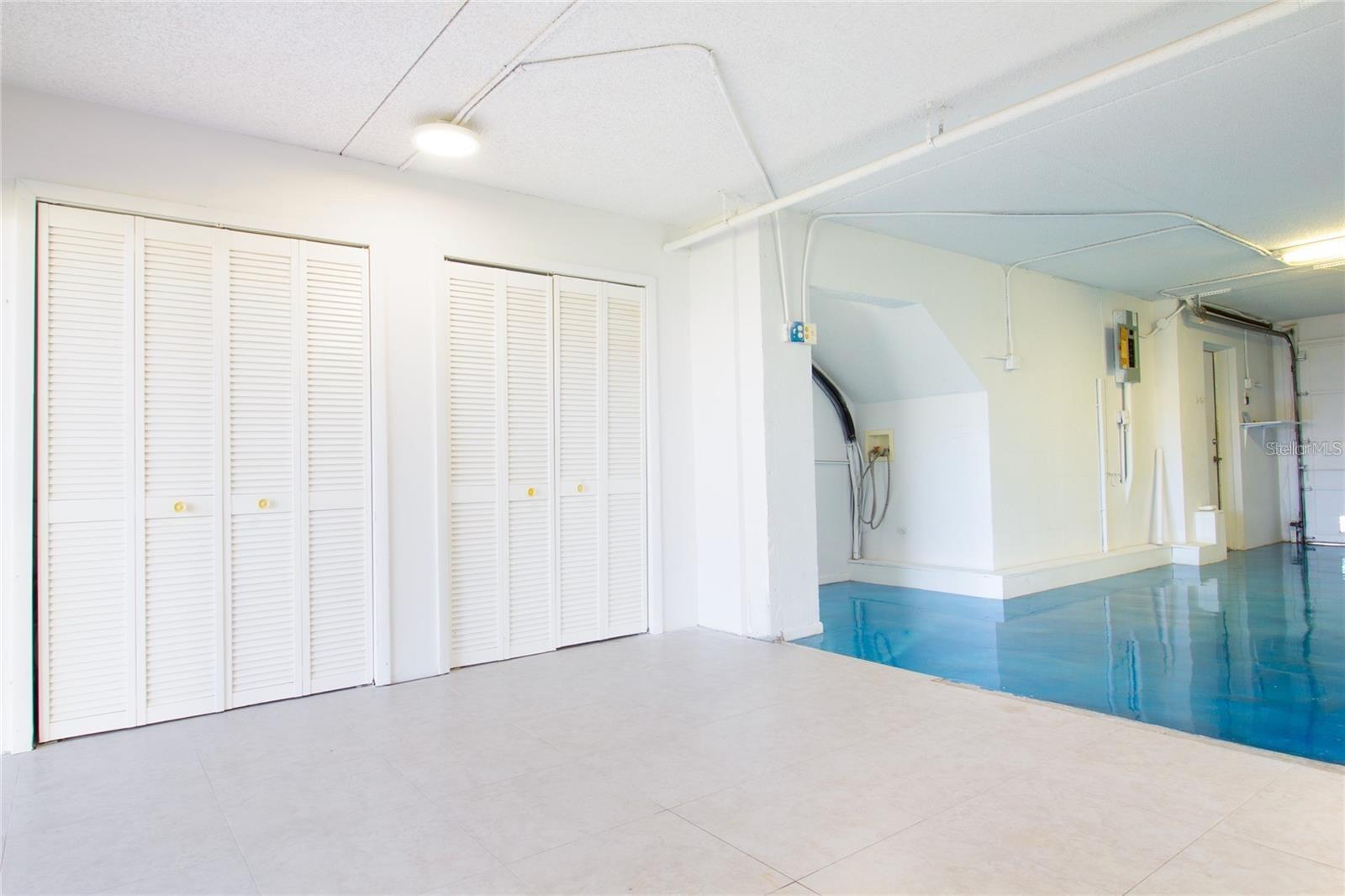 CAPRI HARBOR CONDO - Residential