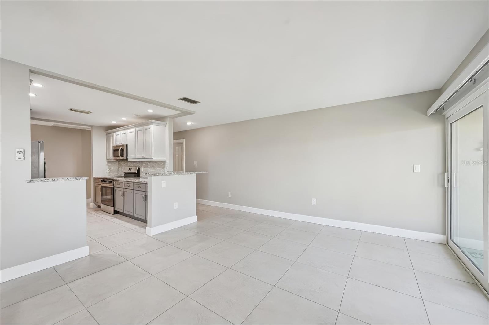 113 WHISPERING SANDS DRIVE V-47