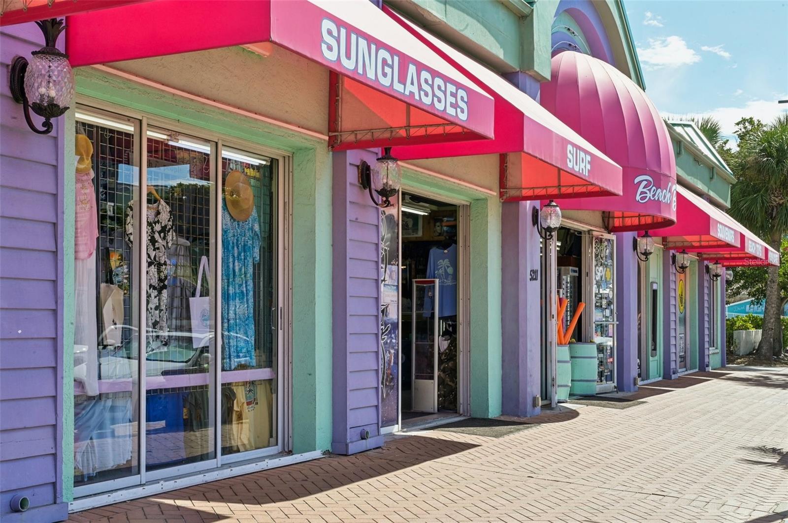 WHISPERING SANDS SEC 5 - Residential