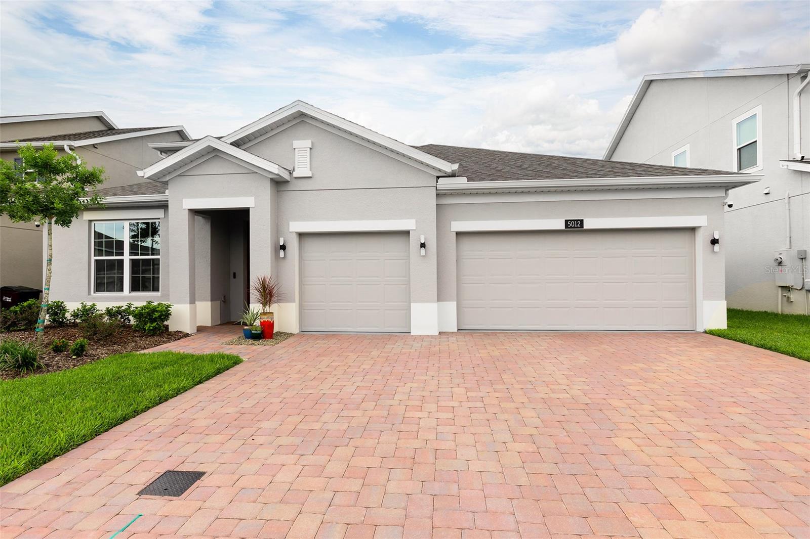 5012 BESSIE COURT