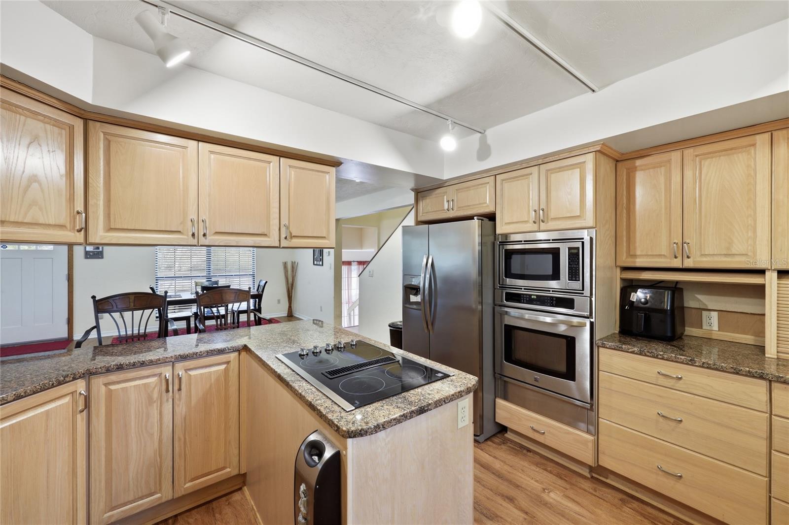 G M WHETSTONE ESTATE ADD TO H S - Residential