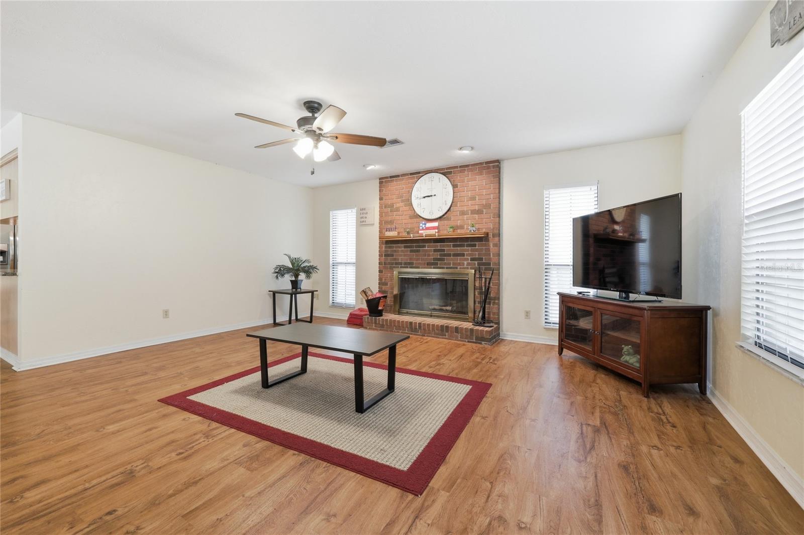 G M WHETSTONE ESTATE ADD TO H S - Residential