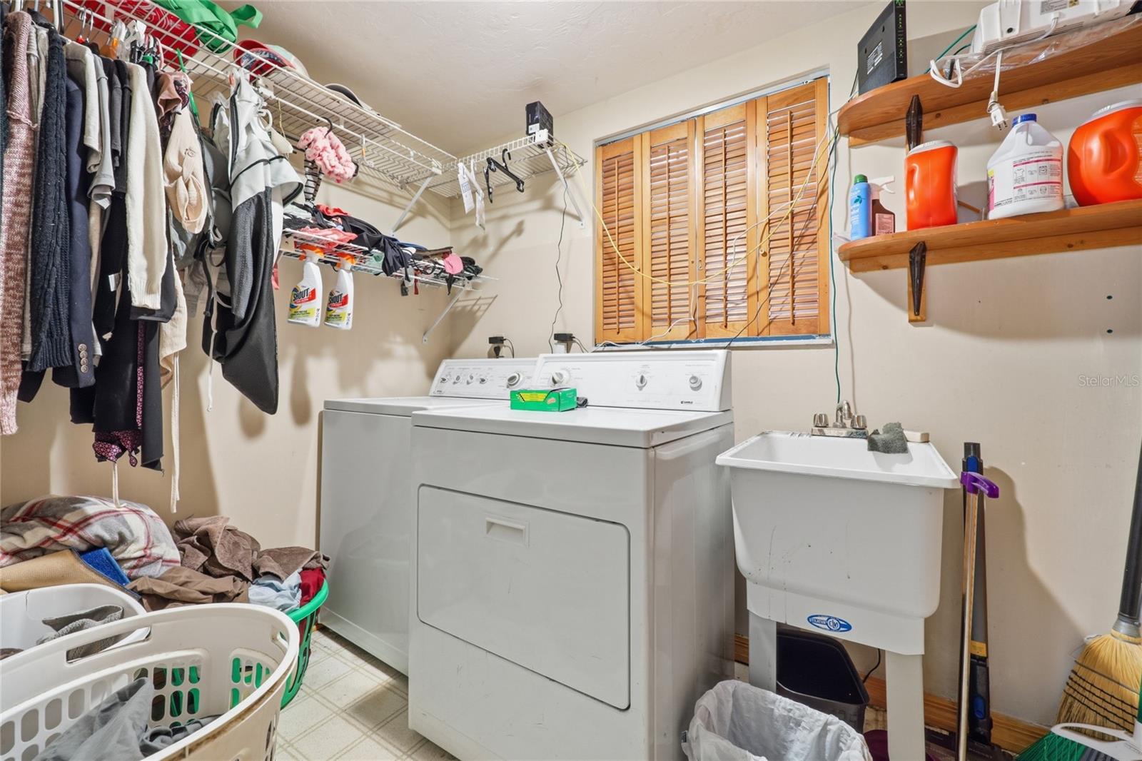 G M WHETSTONE ESTATE ADD TO H S - Residential