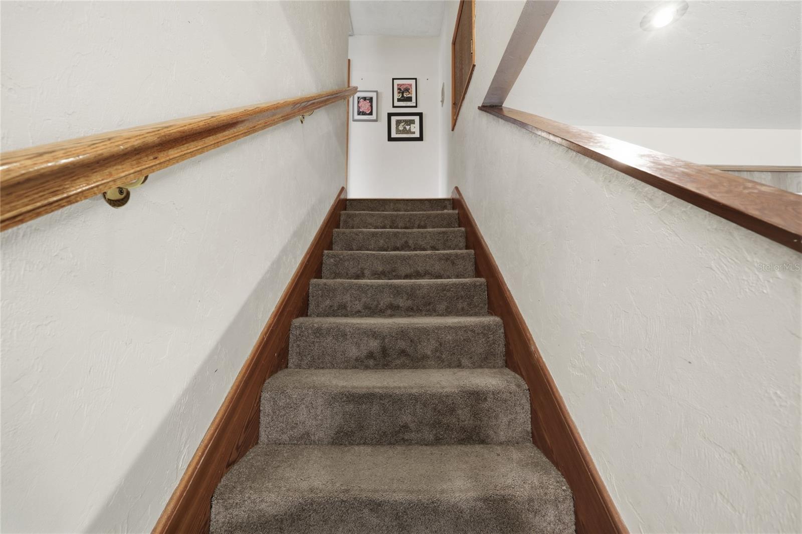 G M WHETSTONE ESTATE ADD TO H S - Residential