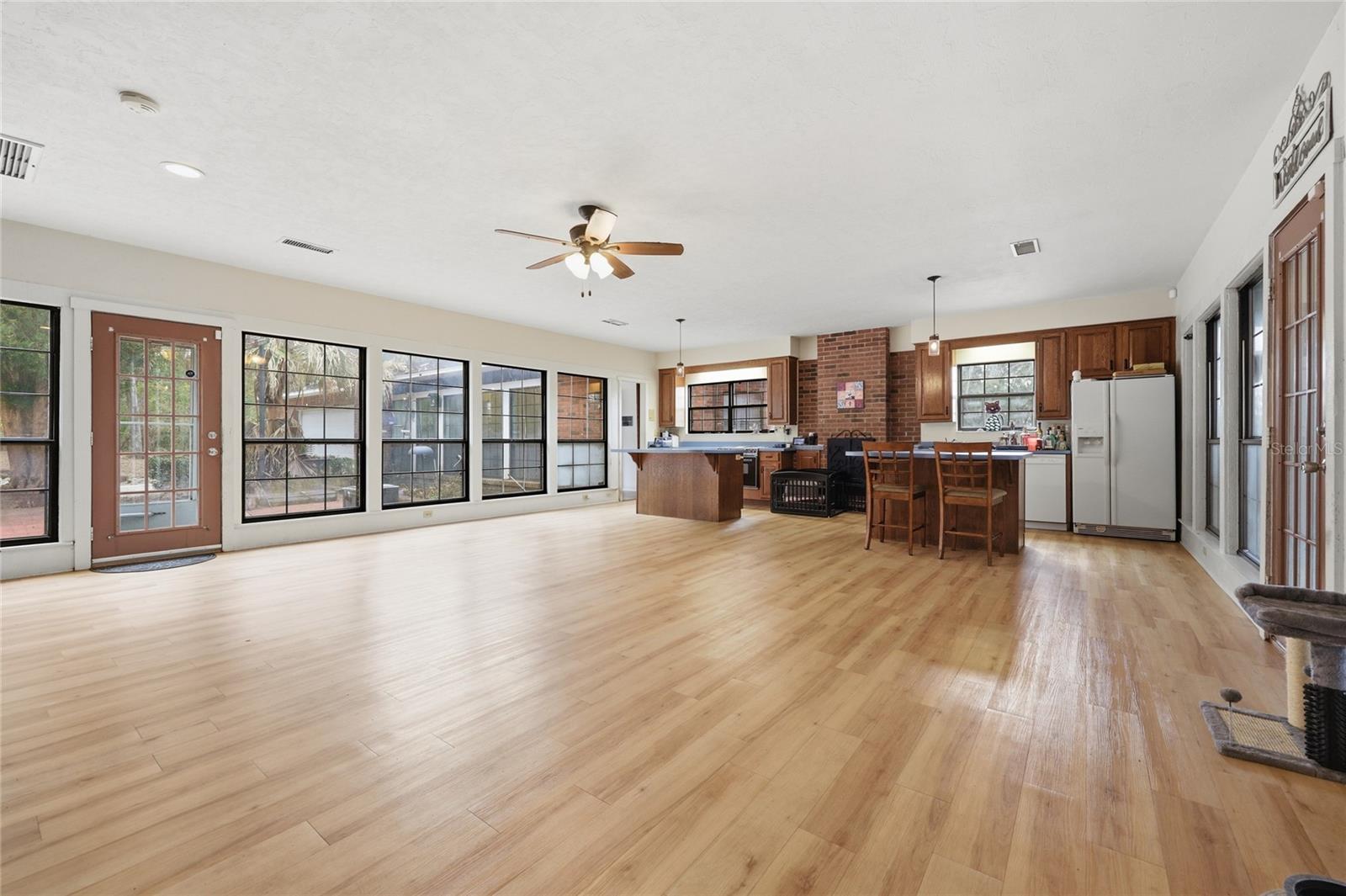 G M WHETSTONE ESTATE ADD TO H S - Residential