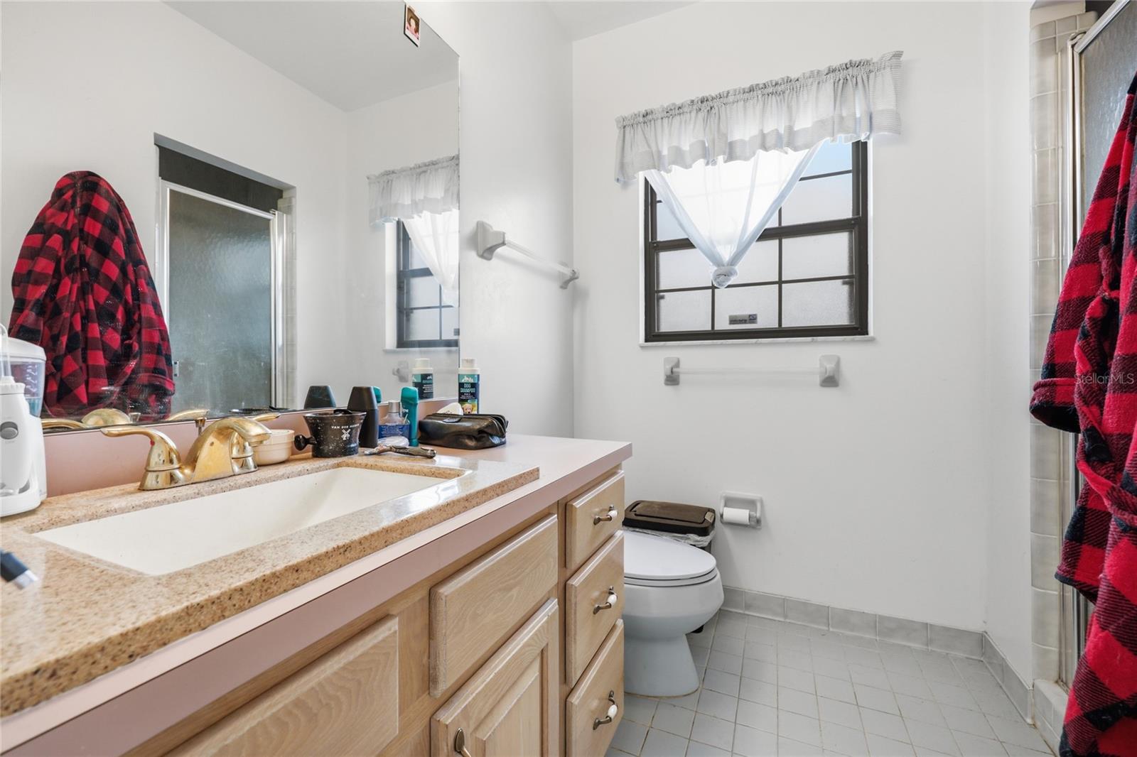 G M WHETSTONE ESTATE ADD TO H S - Residential