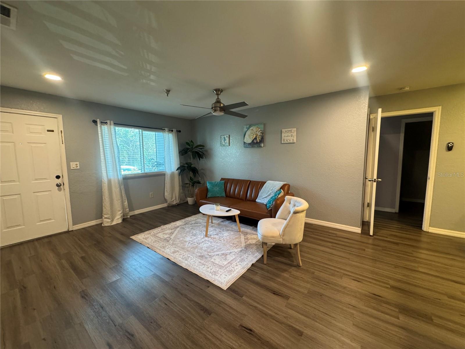 ITOPIA PRIVATE RESIDENCES CONDO - Residential Lease