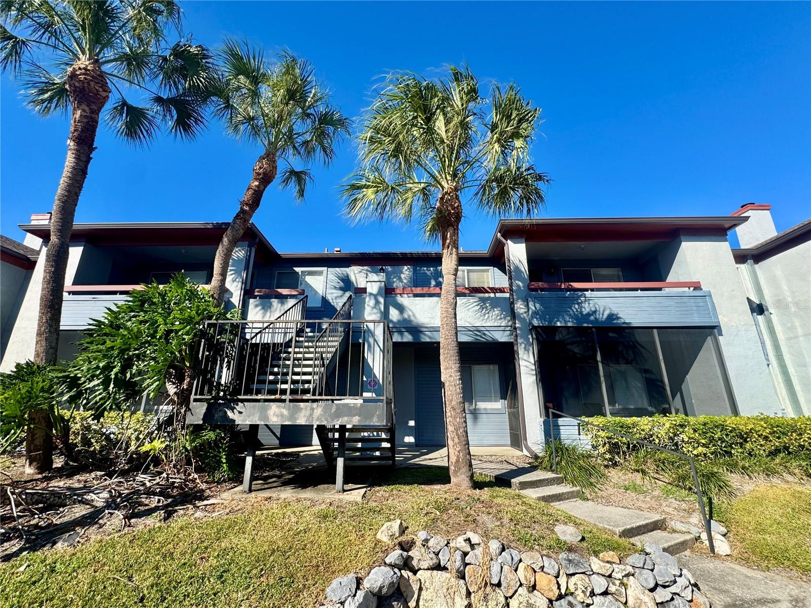 ITOPIA PRIVATE RESIDENCES CONDO - Residential Lease