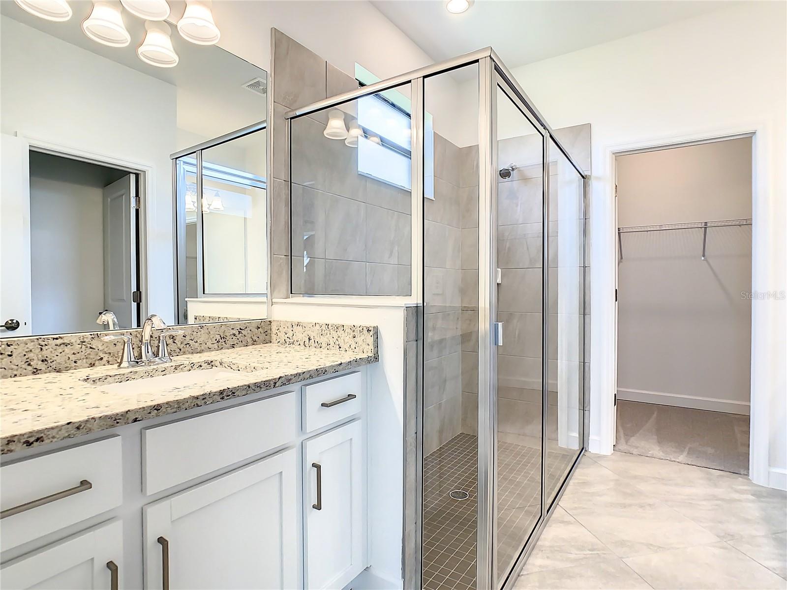 LORRAINE LAKES PH I - Residential Lease