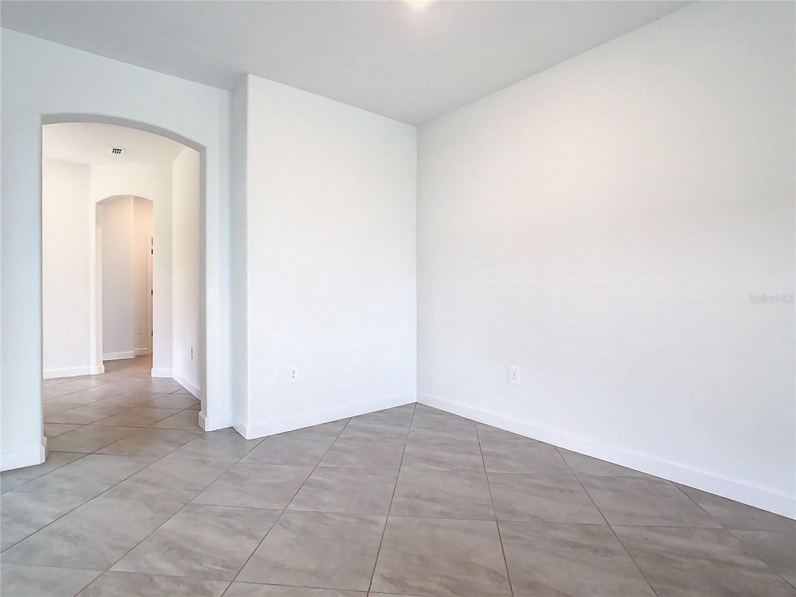 LORRAINE LAKES PH I - Residential Lease