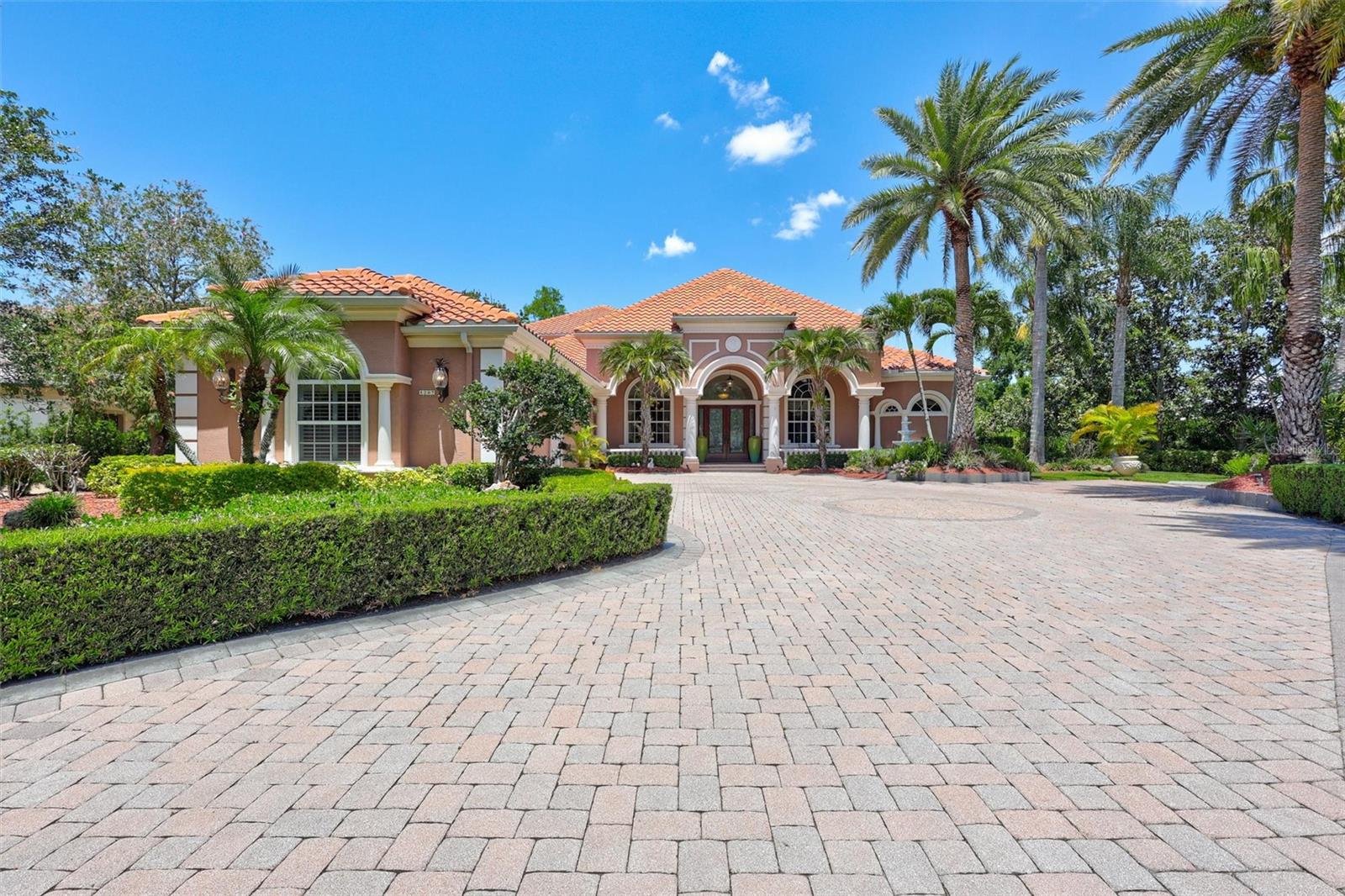 5207 SAND LAKE COURT