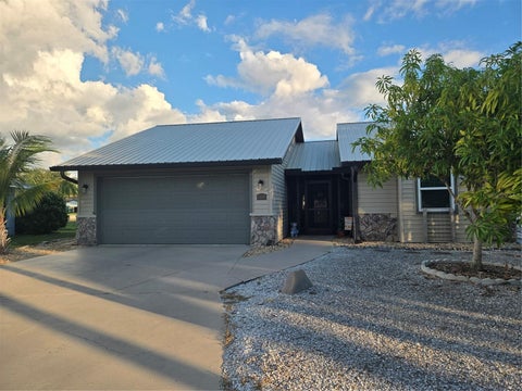 Photo of 1405 Strada D Argento, Venice, FL 34292 (MLS # N6145835)