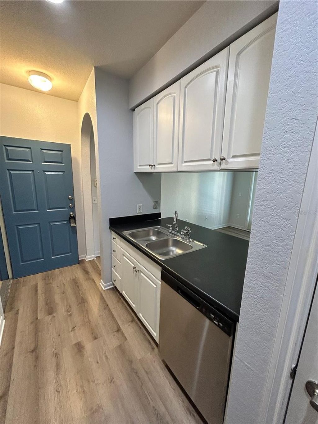 Photo of 860 N Orange Avenue #115, Orlando, FL 32801 (MLS # O6399840)