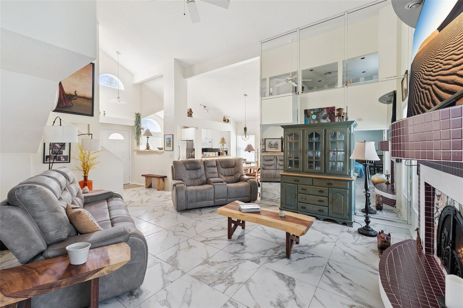 LITTLE LAKE ESTATES - Residential