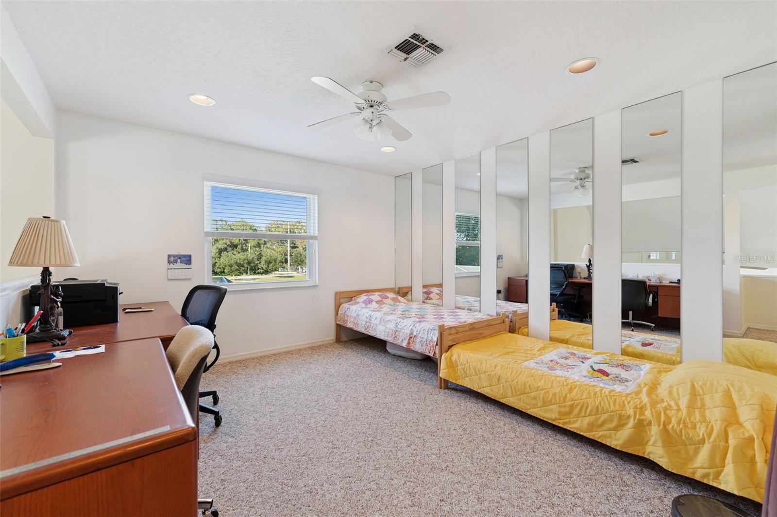 LITTLE LAKE ESTATES - Residential