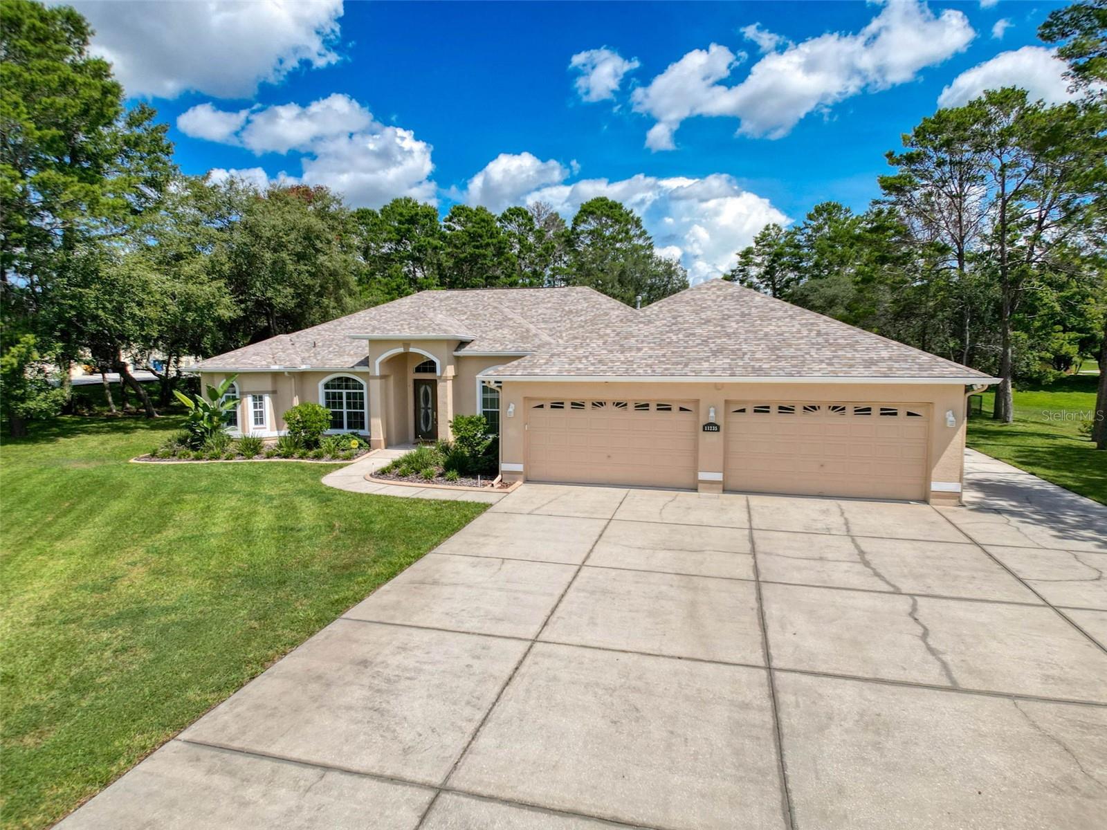 WOODLAND WATERS - Residential