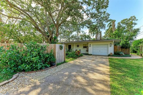 A home in SARASOTA