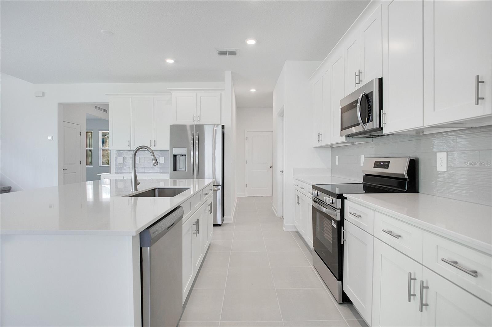 WELLNESS WAY 60S - Residential Lease