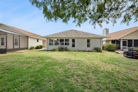 Tiny photo for 5503 Laver Street, Leesburg, FL 34748 (MLS # G5112726)