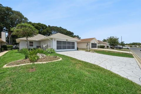 Photo of 5503 Laver Street, Leesburg, FL 34748 (MLS # G5112726)