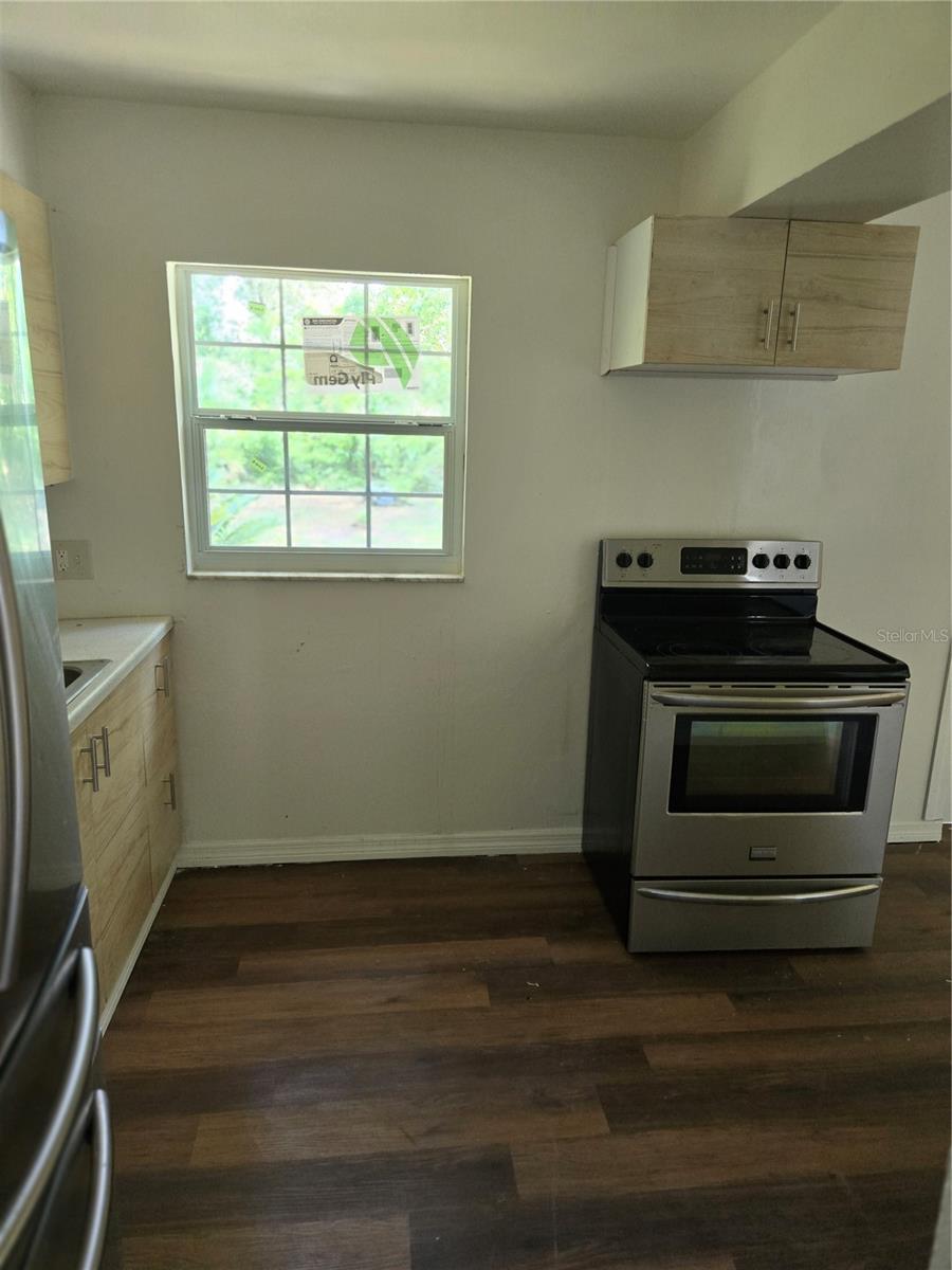 218 E 11TH STREET