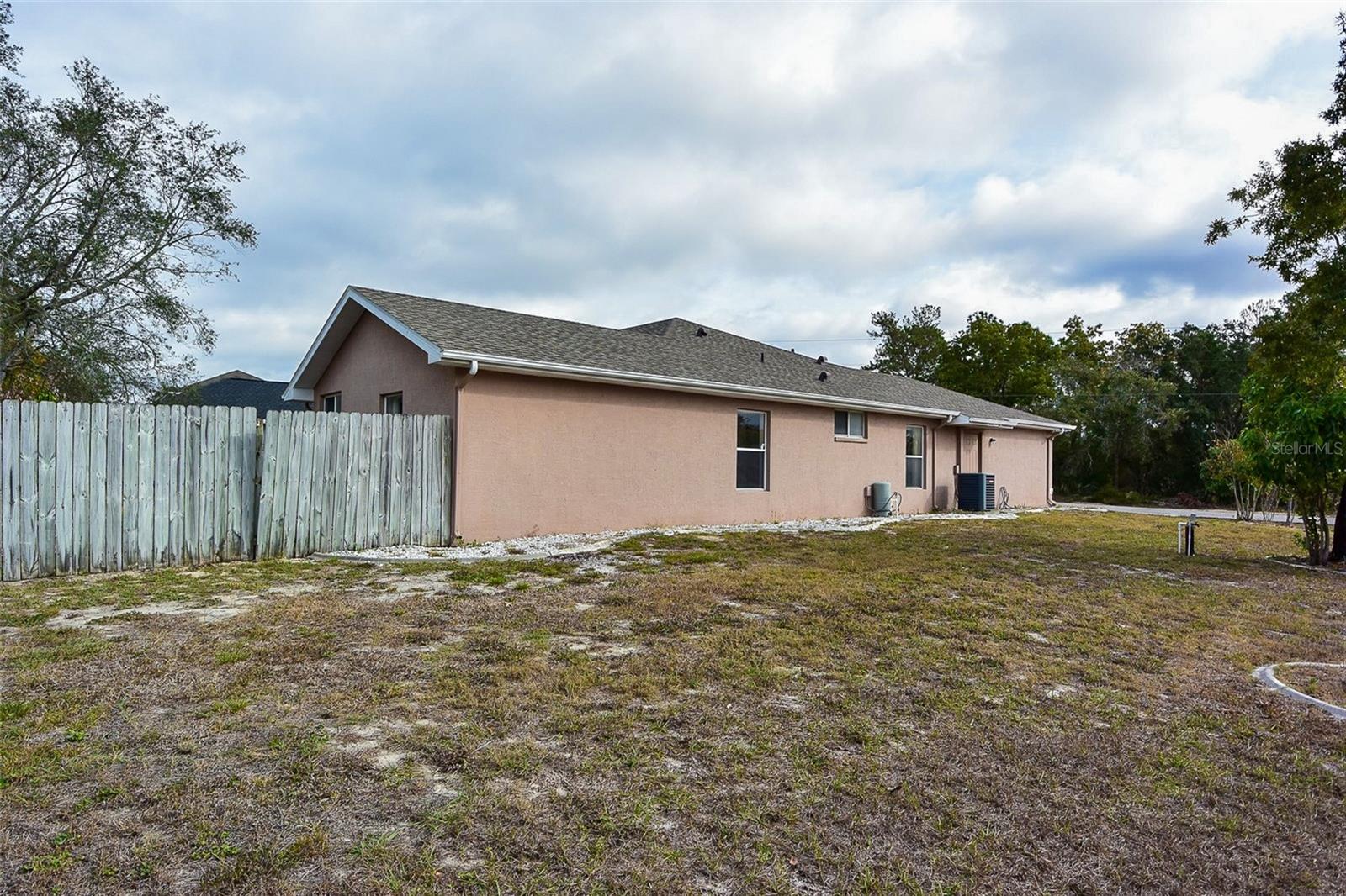 SPRING HILL - Residential