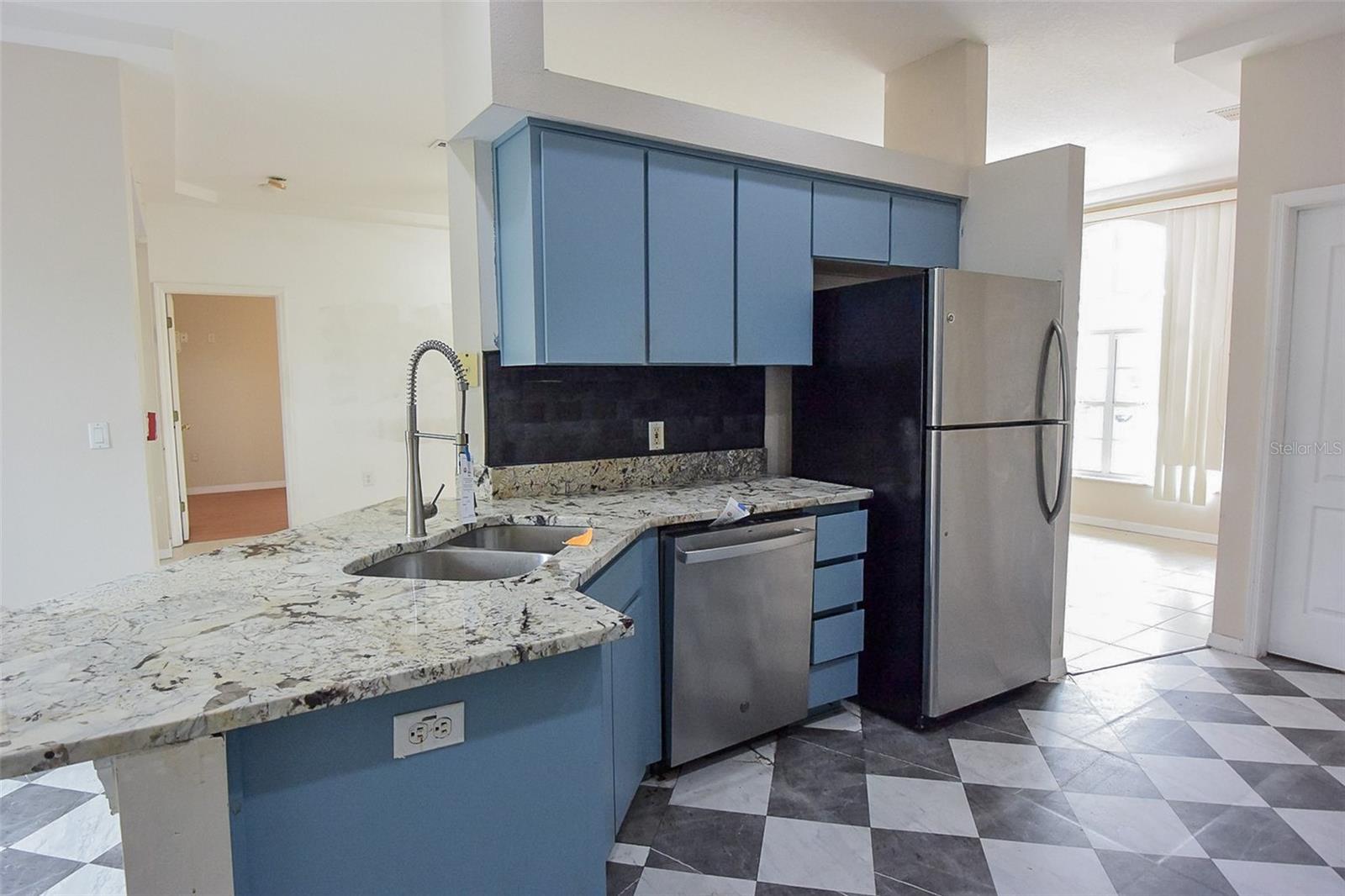 SPRING HILL - Residential