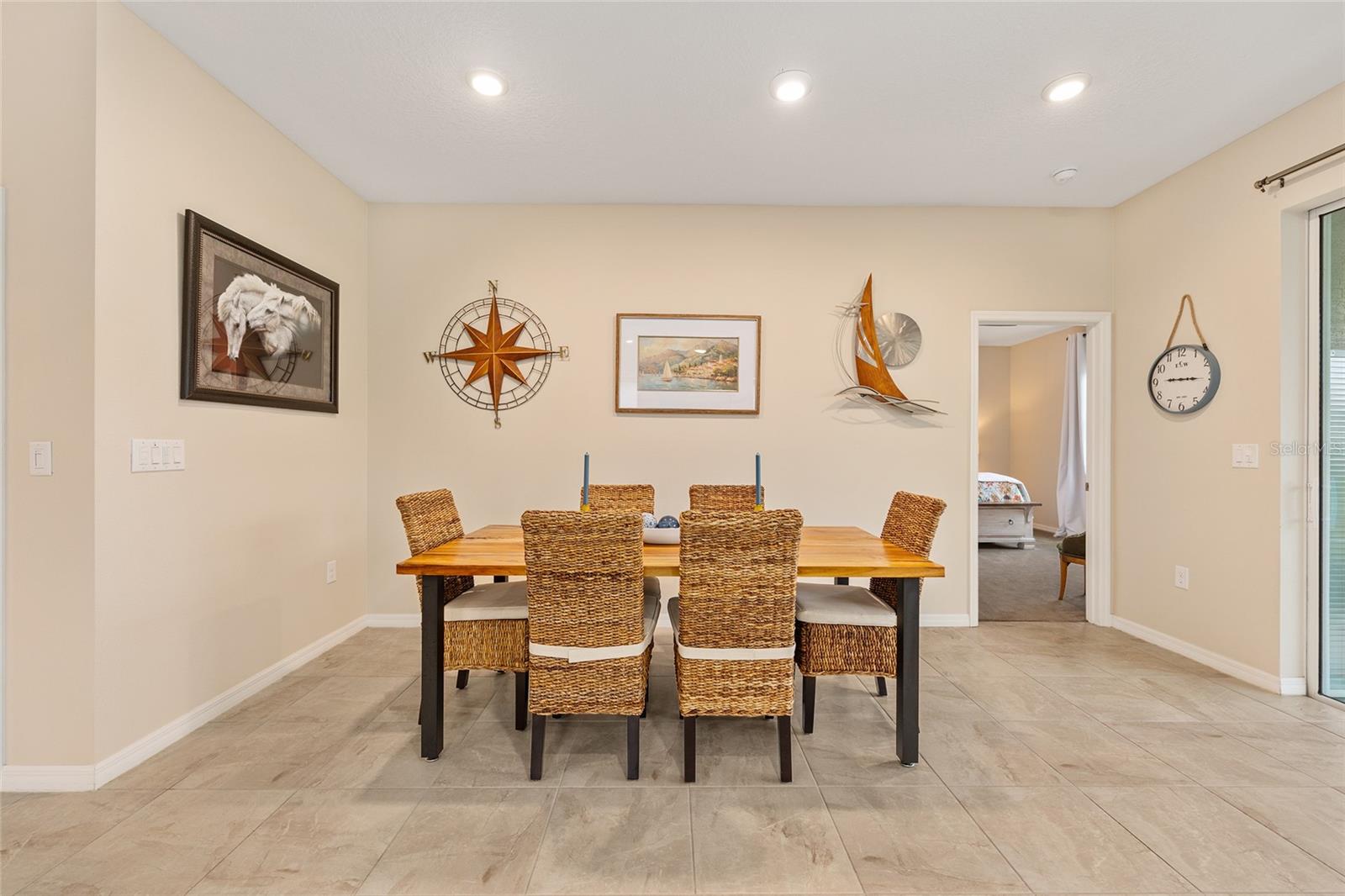 INDIGO EAST SOUTH - Residential