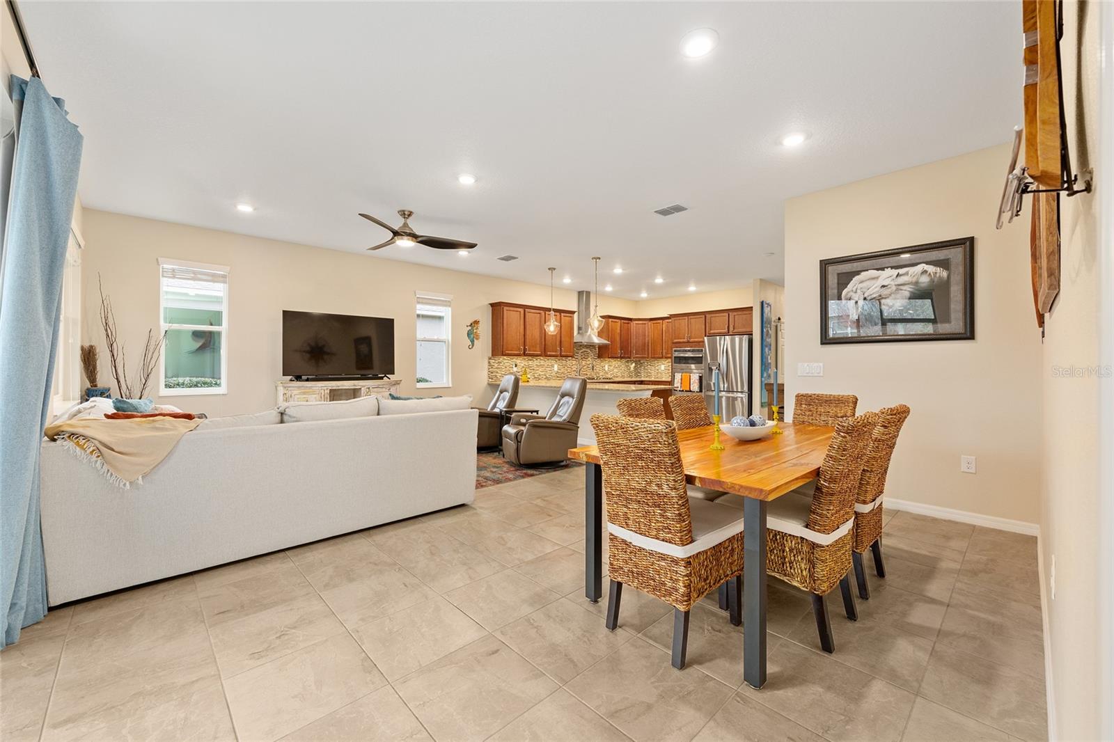 INDIGO EAST SOUTH - Residential