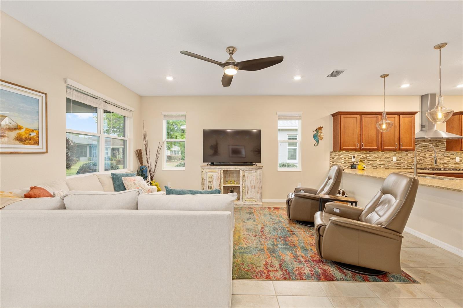 INDIGO EAST SOUTH - Residential