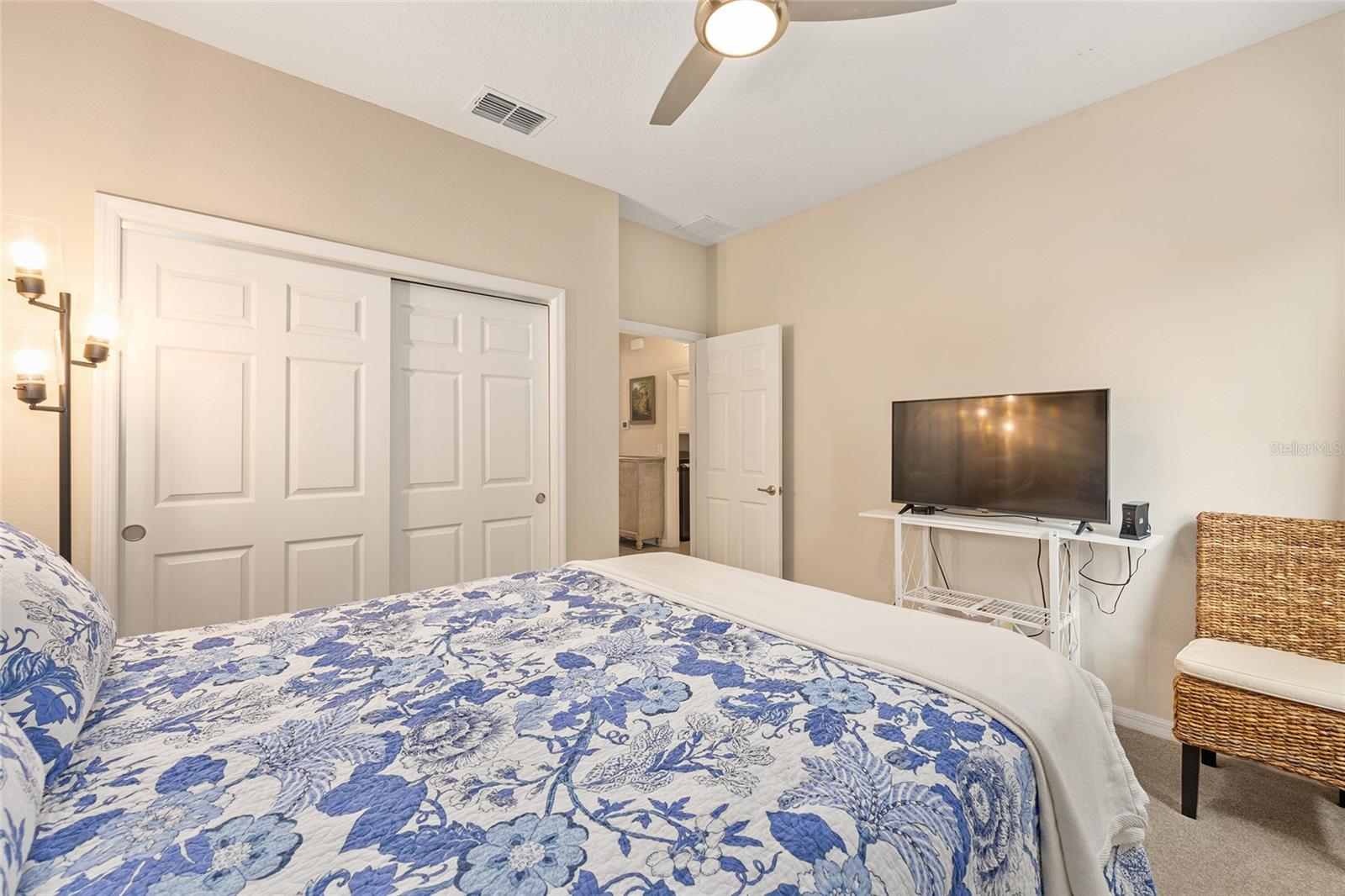 INDIGO EAST SOUTH - Residential