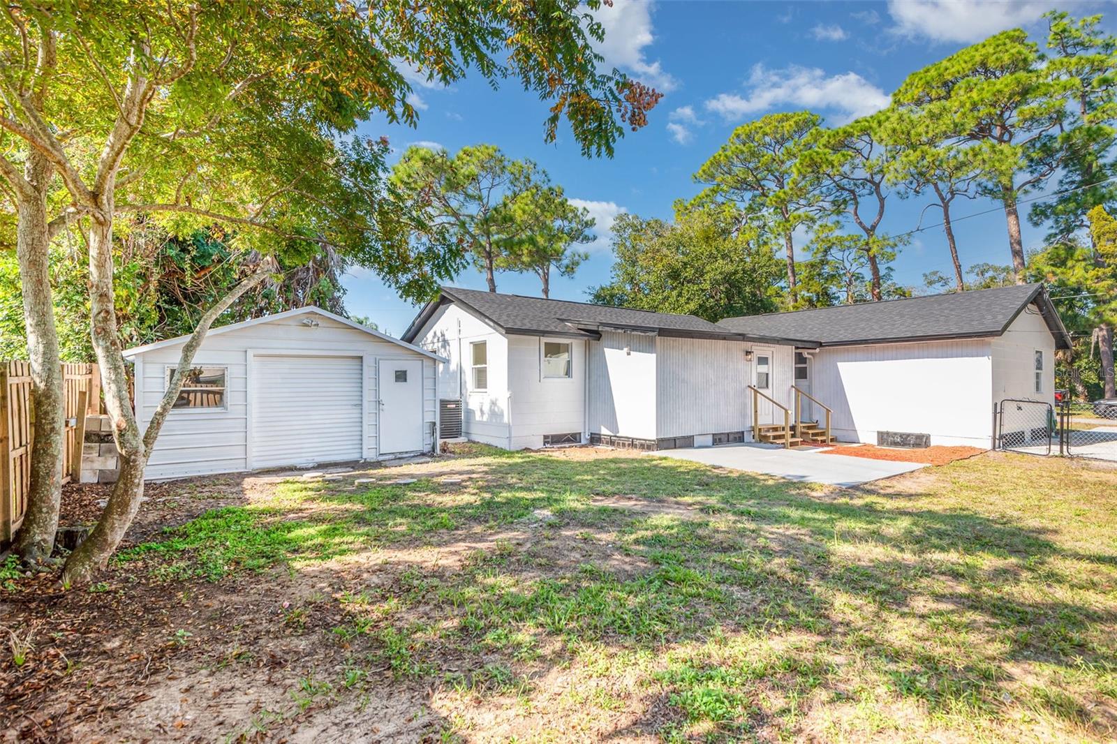 MENDELLS HAWKS PARK - Residential