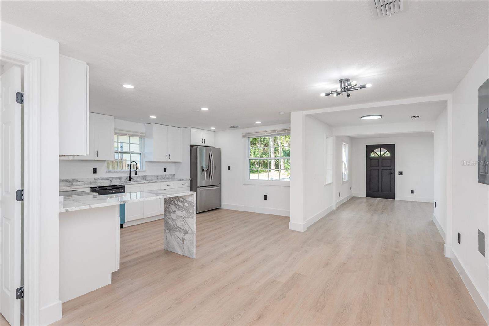 MENDELLS HAWKS PARK - Residential