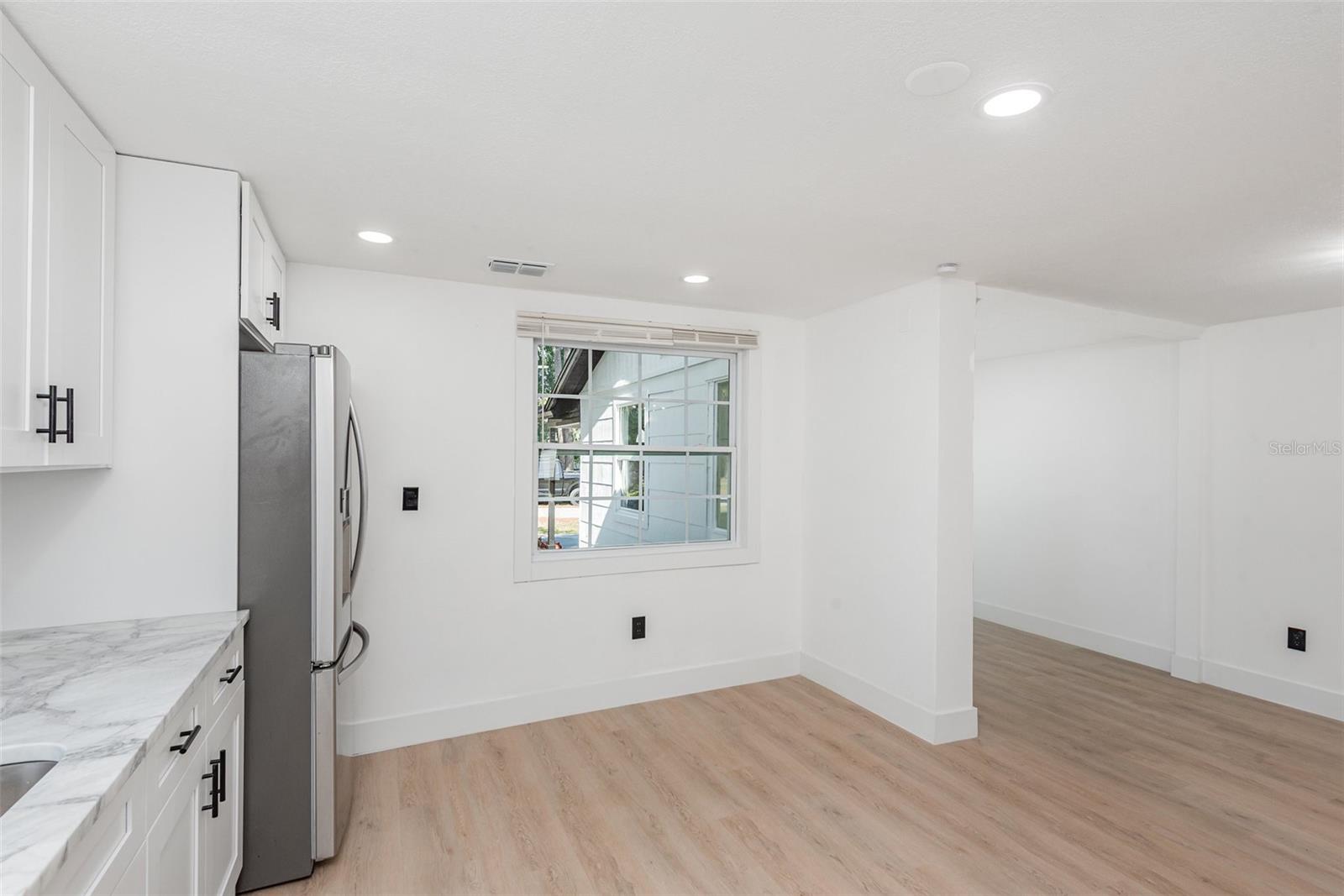 MENDELLS HAWKS PARK - Residential