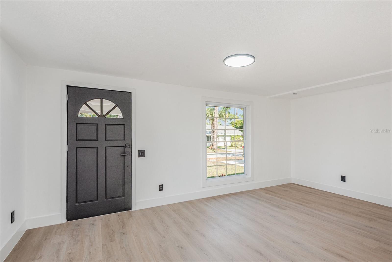 112 NEW HAMPSHIRE STREET