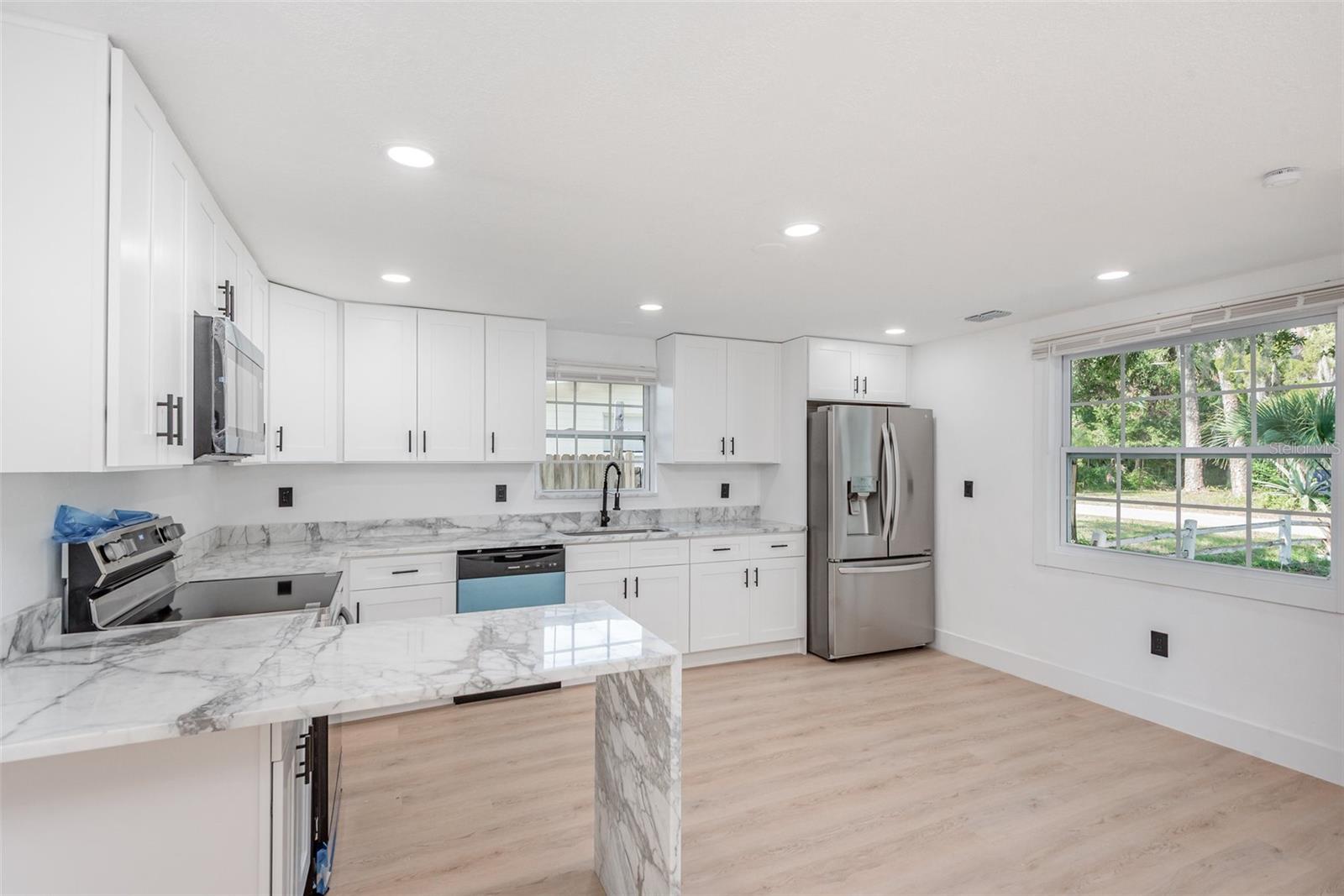 MENDELLS HAWKS PARK - Residential