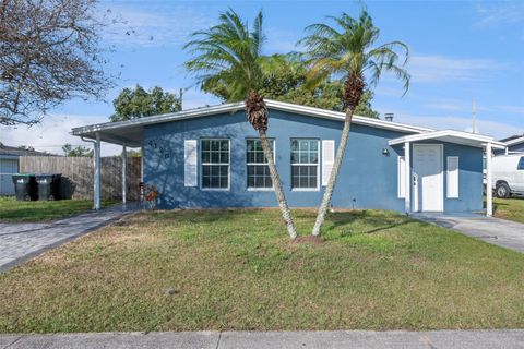 Photo of 4120 Crossen Drive, Orlando, FL 32822 (MLS # O6370541)