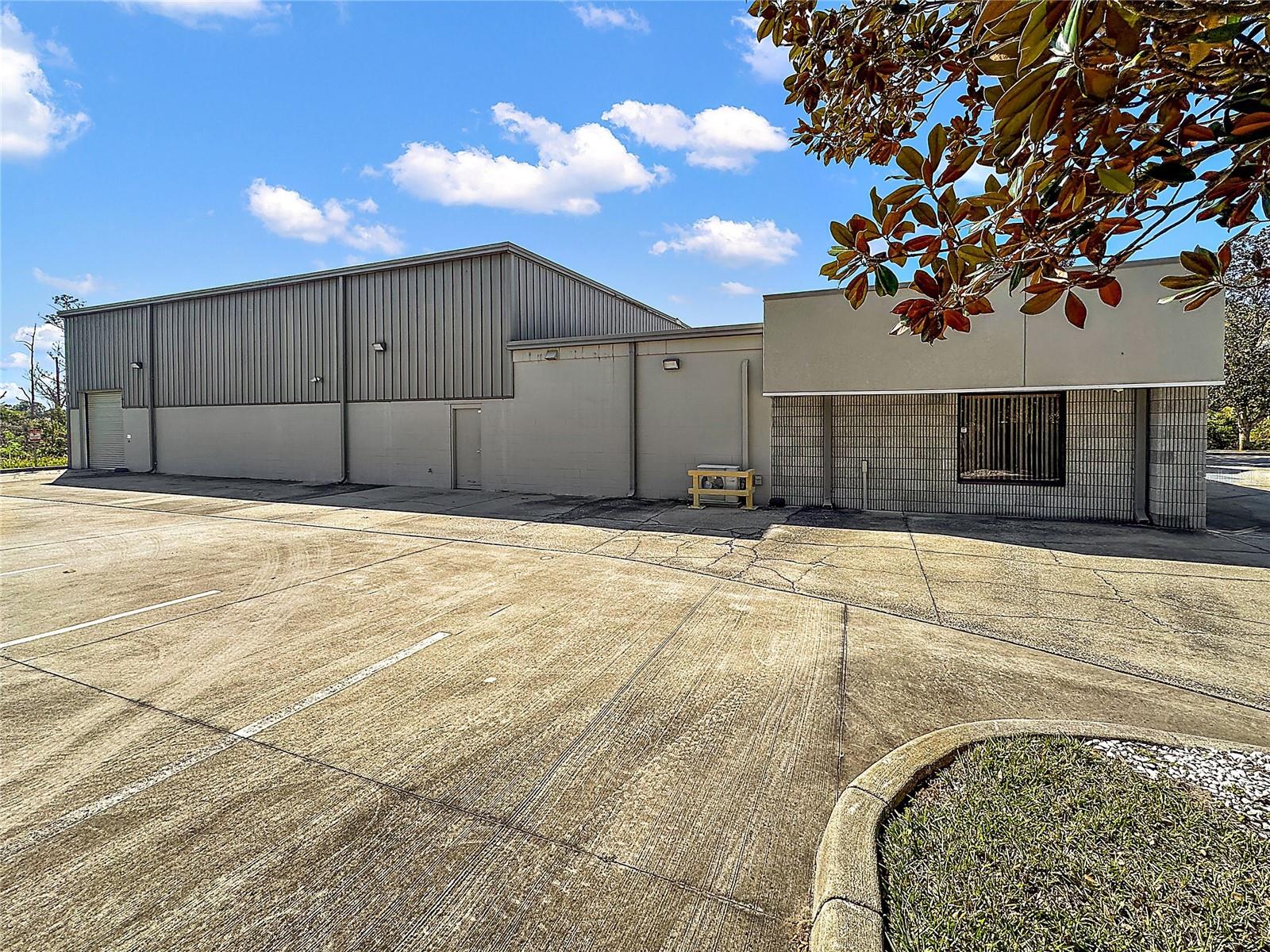 ORANGE BLOSSOM BUS CENTER - Commercial Lease