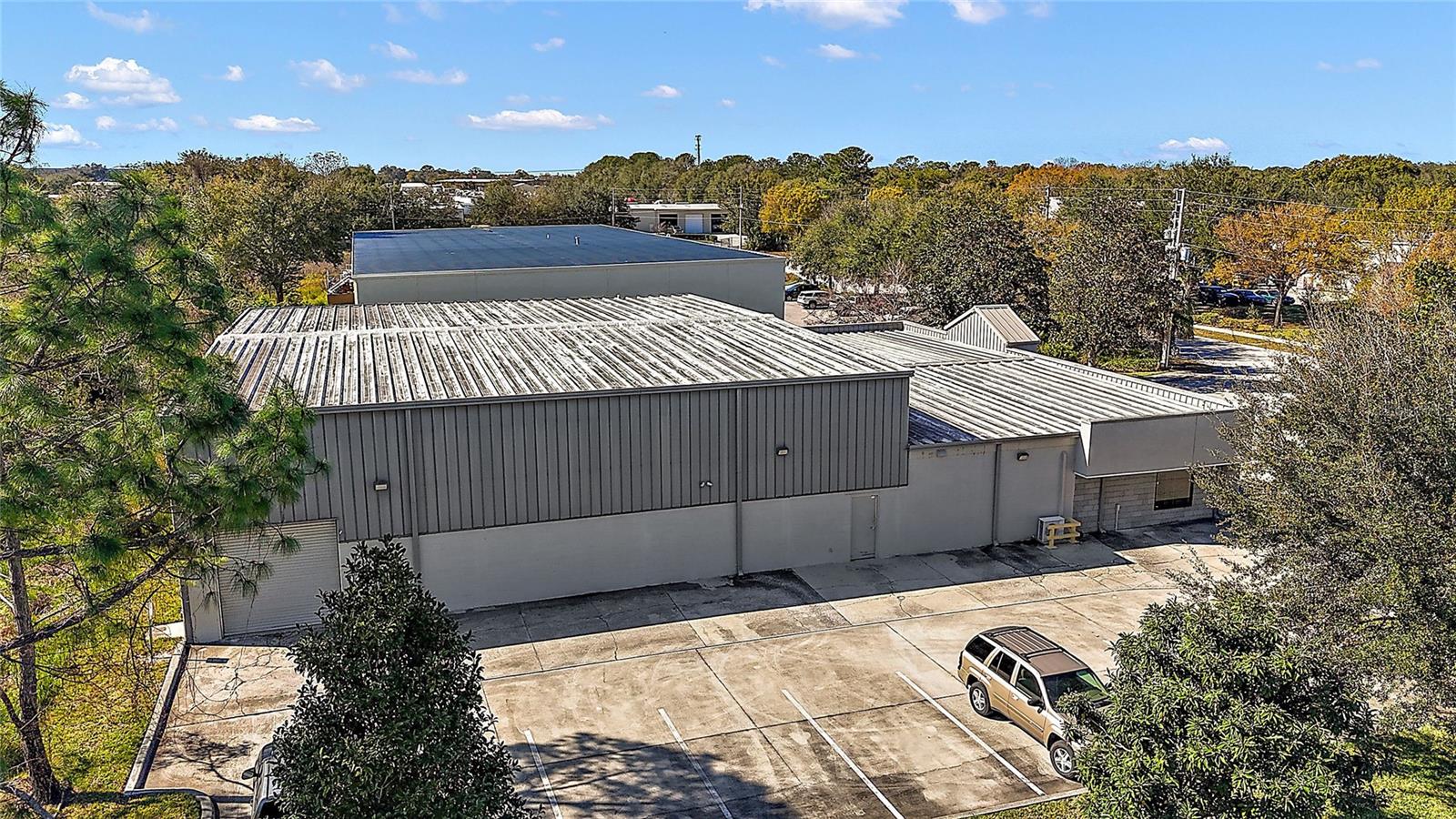 ORANGE BLOSSOM BUS CENTER - Commercial Lease