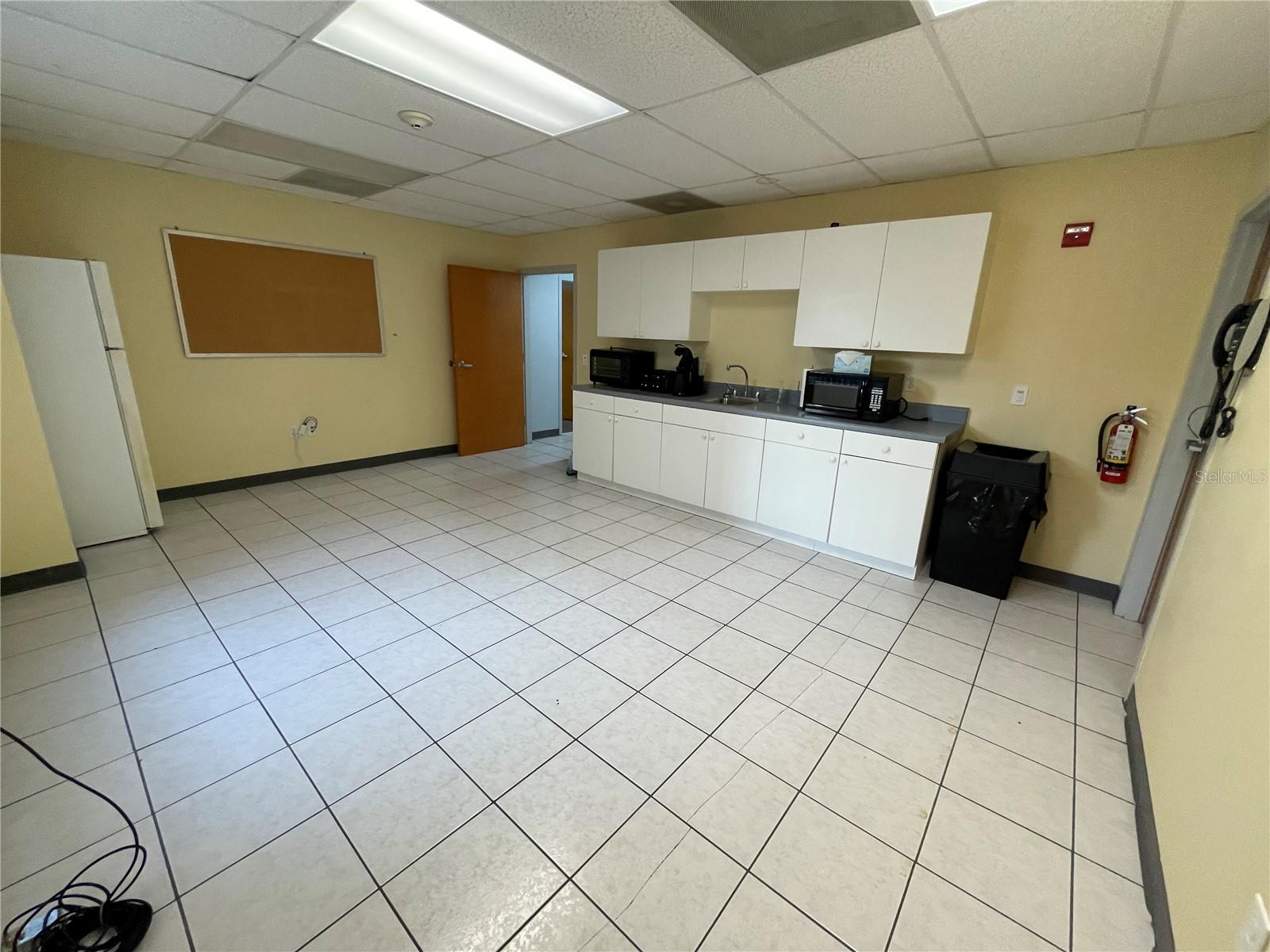 ORANGE BLOSSOM BUS CENTER - Commercial Lease