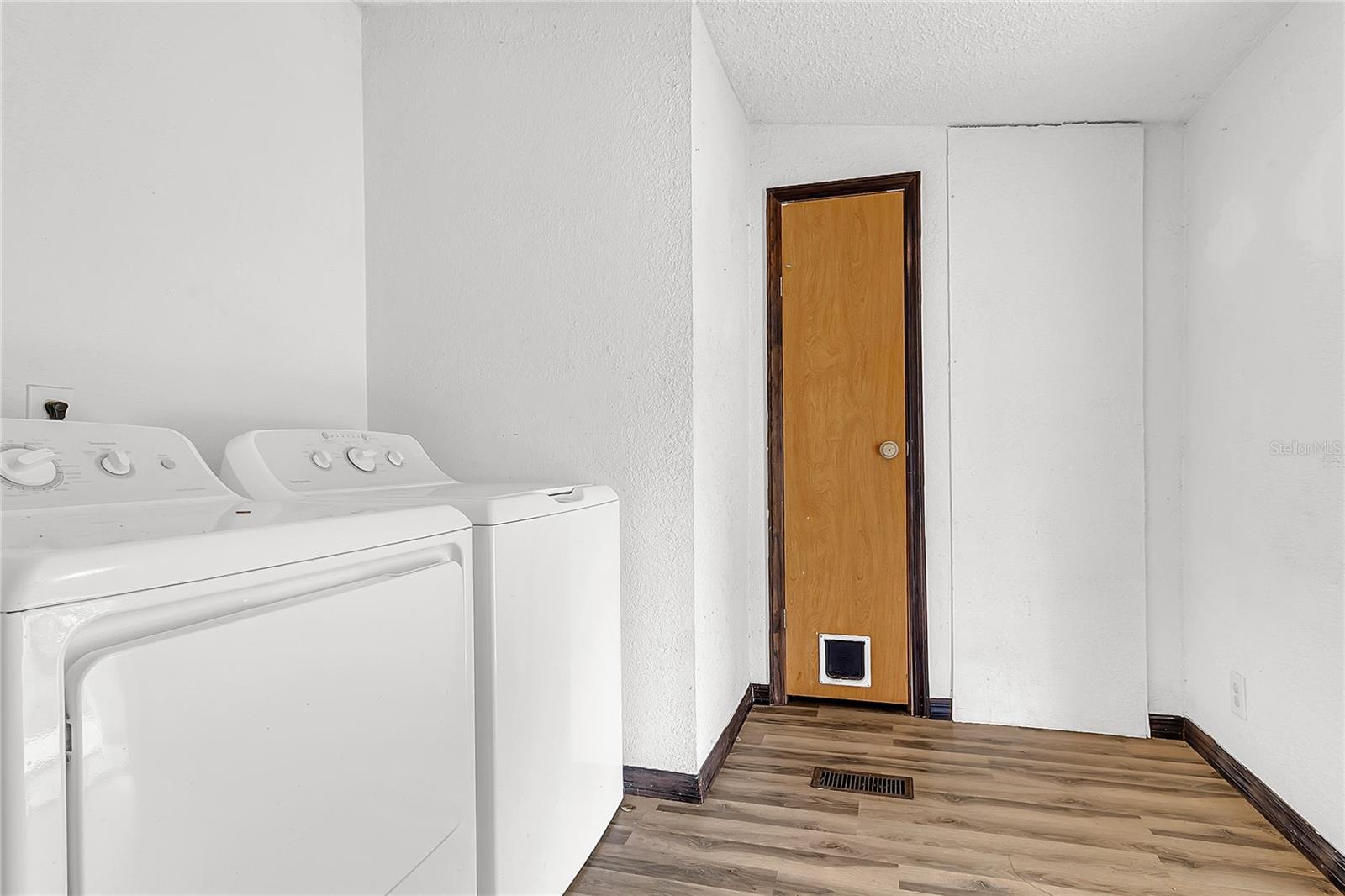 ST CLOUD MANOR ACRES - Residential