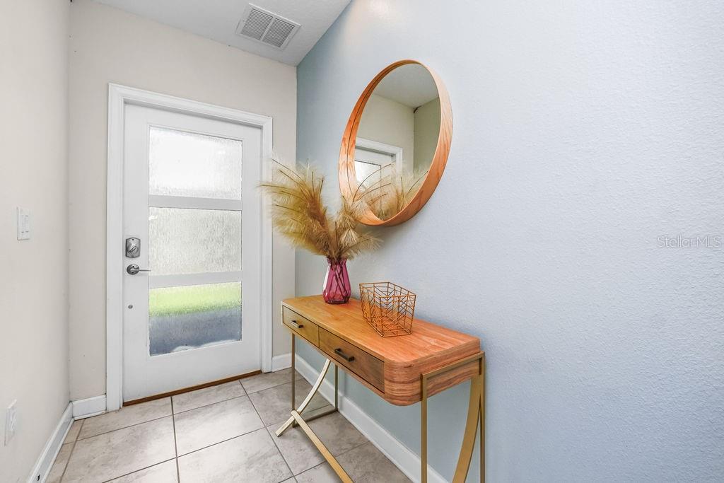 CHAMPIONSGATE CONDO PH 17 - Residential Lease