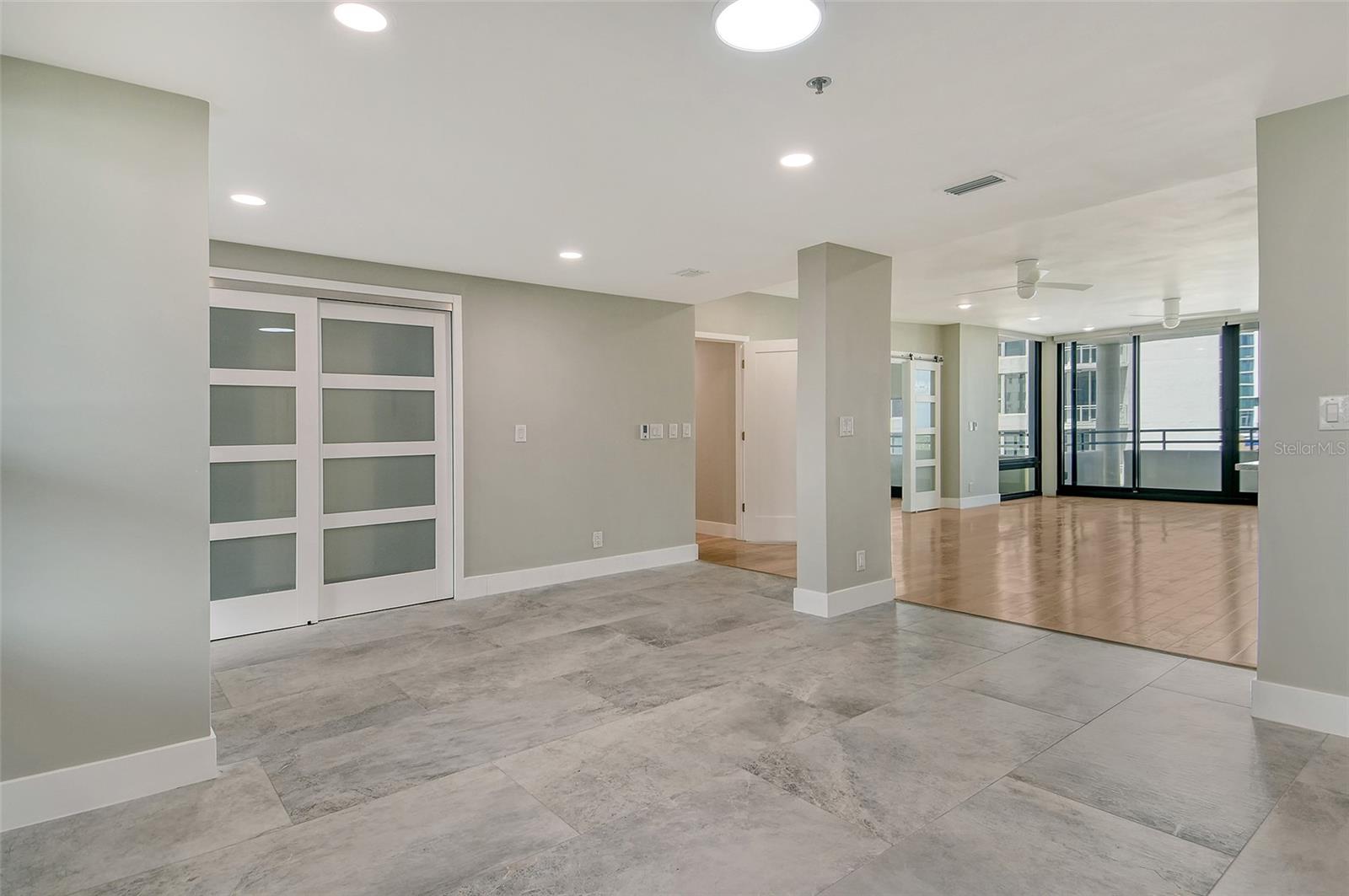 BAY PLAZA - Residential Lease