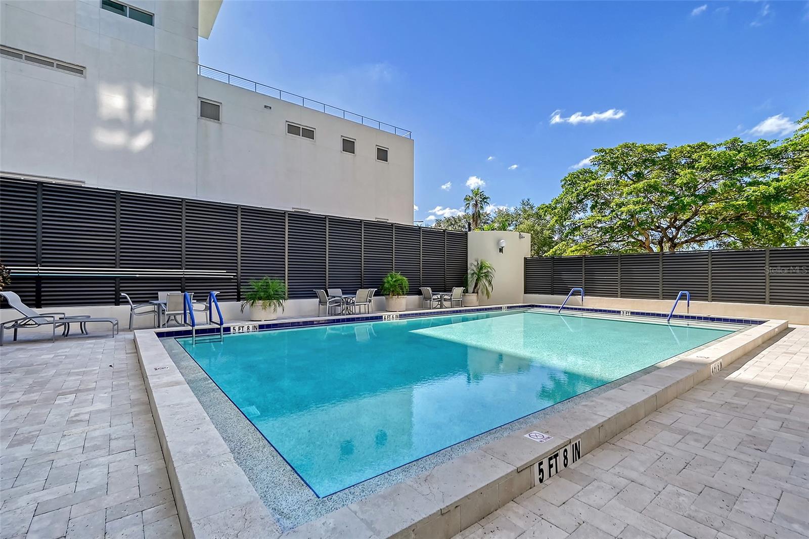 BAY PLAZA - Residential Lease