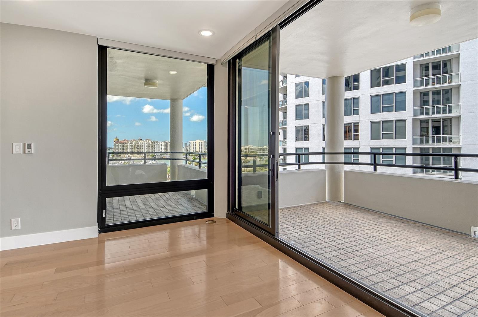 BAY PLAZA - Residential Lease