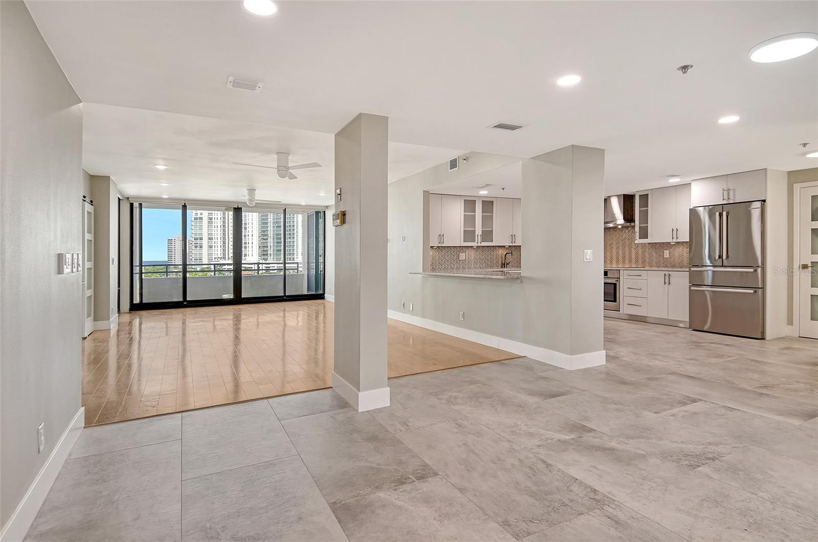 BAY PLAZA - Residential Lease