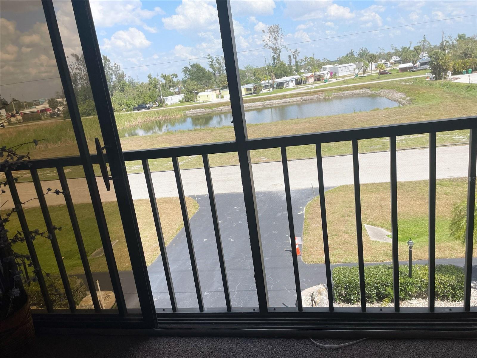 TARPON BAY PH 01 BLDG A - Residential