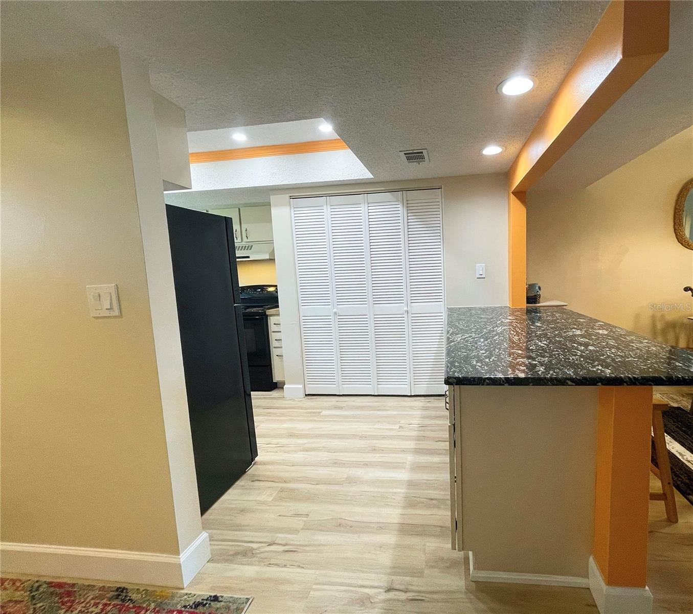 TARPON BAY PH 01 BLDG A - Residential